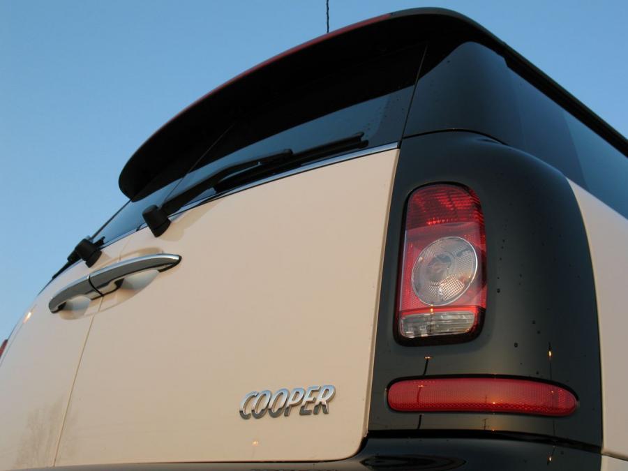  Mini Cooper Clubman 2008 года  (фото 49 из 53)